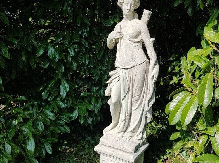 مبيت وإفطار Château De La Rose