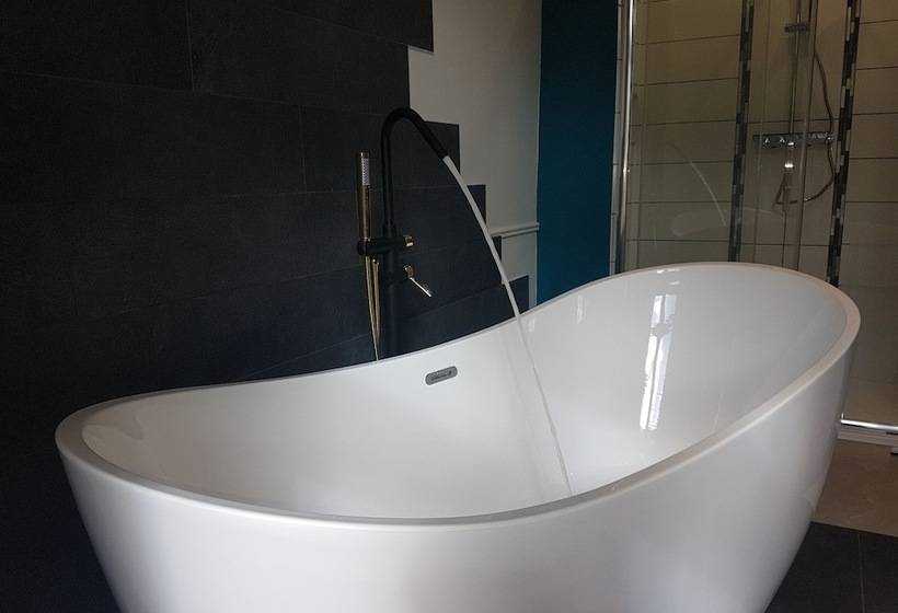 مبيت وإفطار Château De La Rose