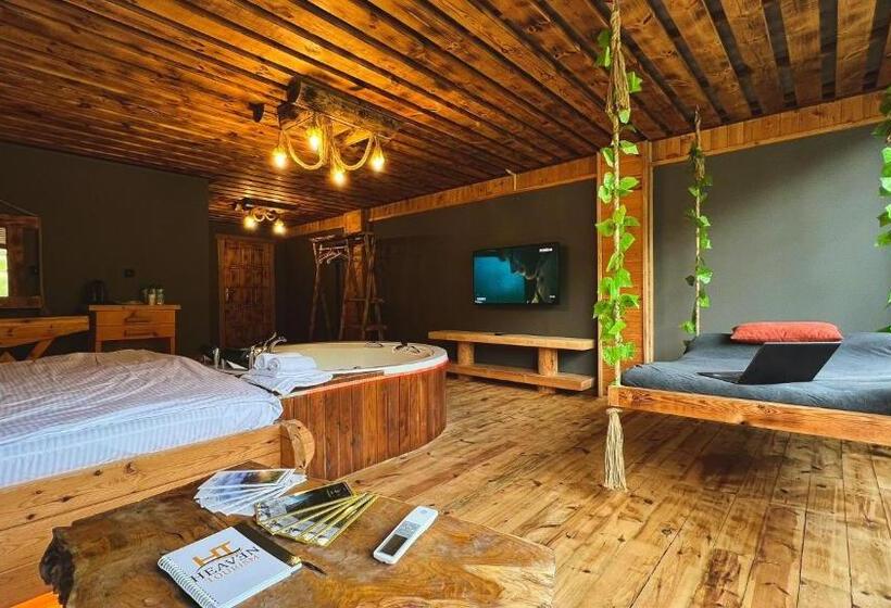 تختخواب و صبحانه Heaven Wooden Vip Bungalow