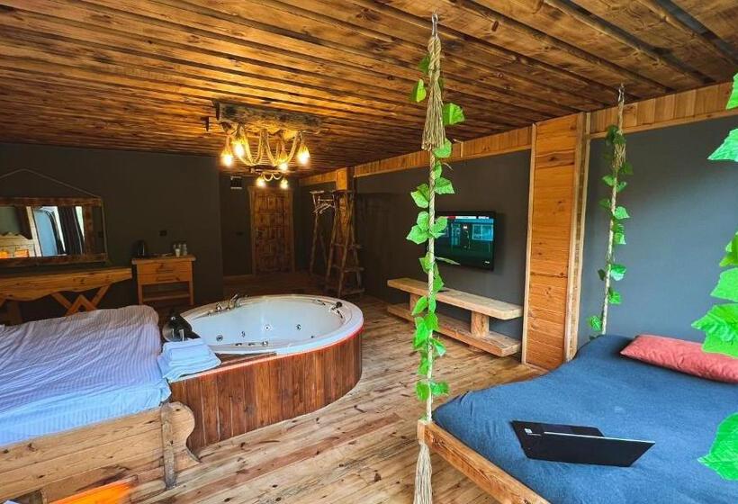 تختخواب و صبحانه Heaven Wooden Vip Bungalow