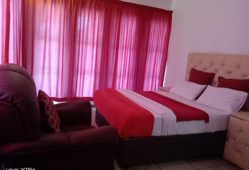 ベッドアンドブレックファースト Rz. Guesthouse Mafikeng