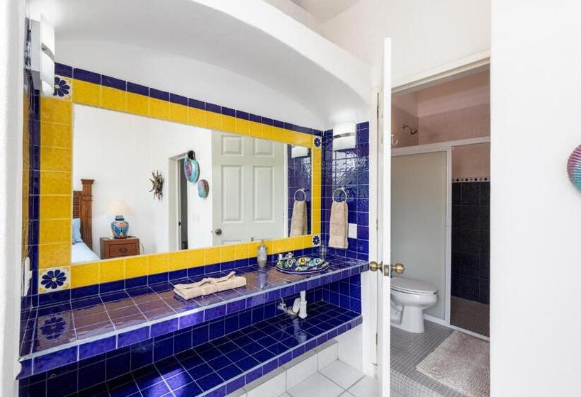 Boutique Hotel & Suites Hacienda Lord Twigg