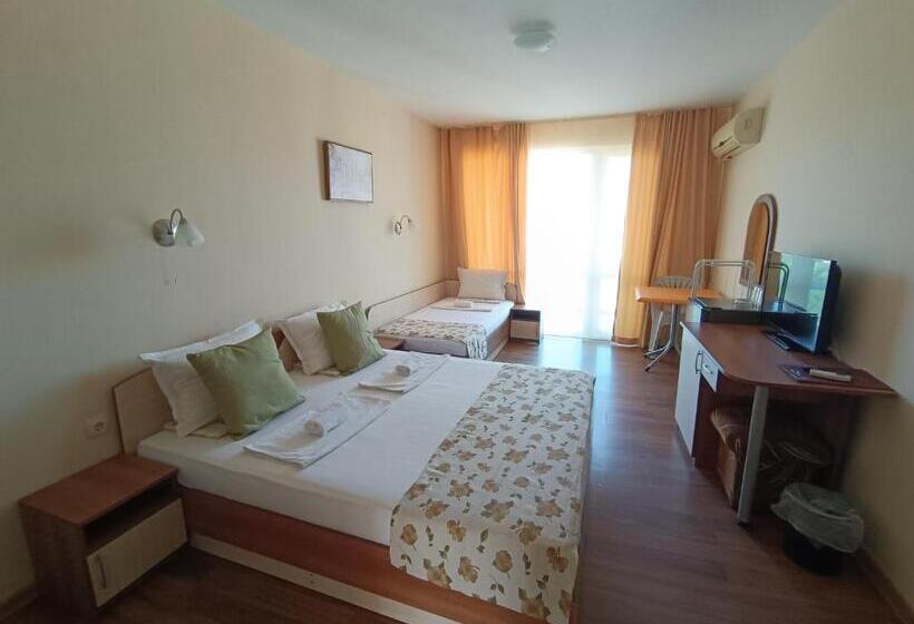 Hotel семеен хотел детелини