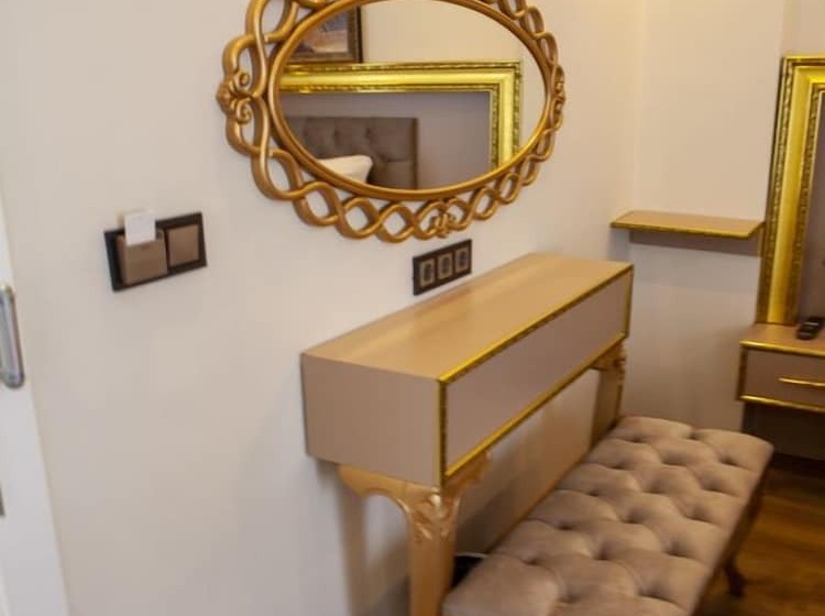 هتل Blue Zerzevan Konak