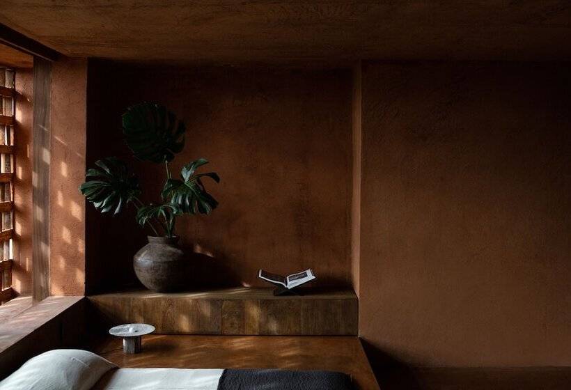 בית מלון כפרי Further