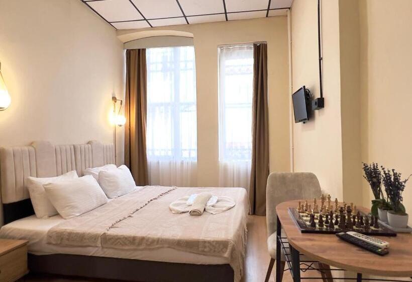 فندق Golden Door