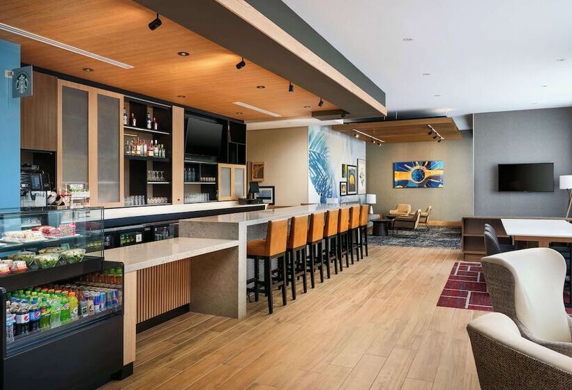 فندق Hyatt Place Melbourne Airport, Fl