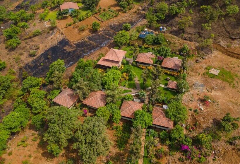 בית מלון כפרי Malhar Machi Mountain Resorts