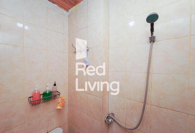 Отель Redliving Apartemen Paragon Village Karawaci   Ujang Uchil Rooms