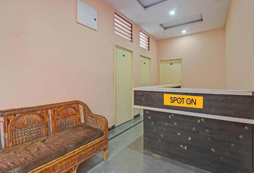 酒店 Spot On 811891 Shepherds Boarding And Lodging