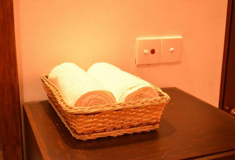 ホテル The Wild  Cottage By The River