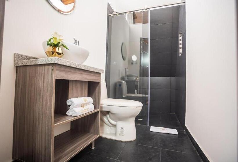 ホテル Valhalla Nimaima Glamping