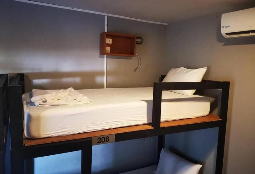 Leisure Hostel