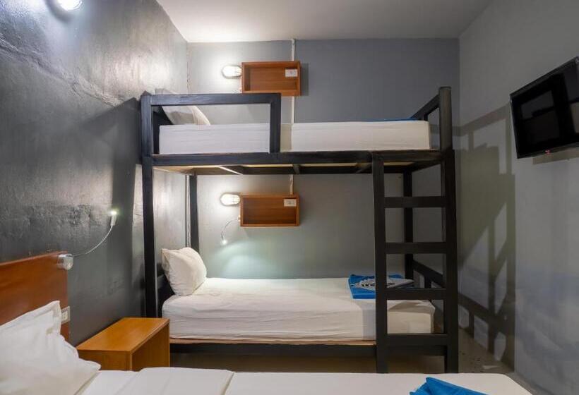 Leisure Hostel