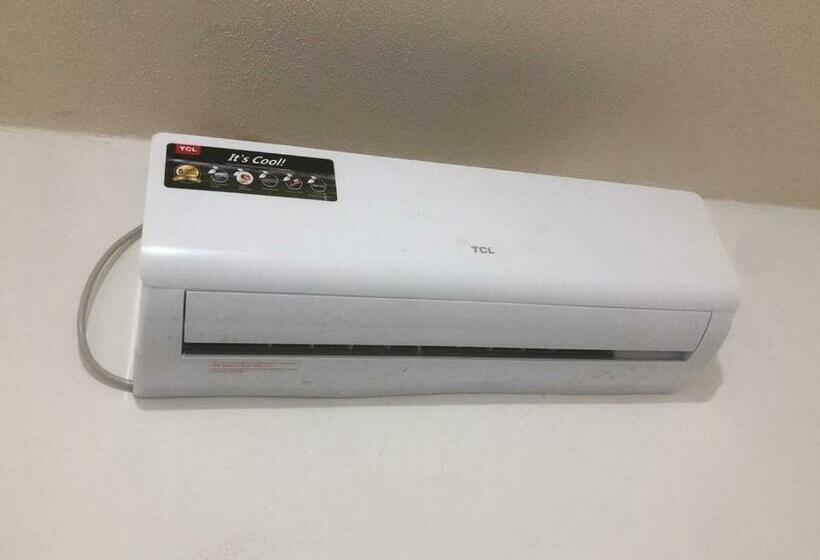 פנסיון Hostal El Bellettini