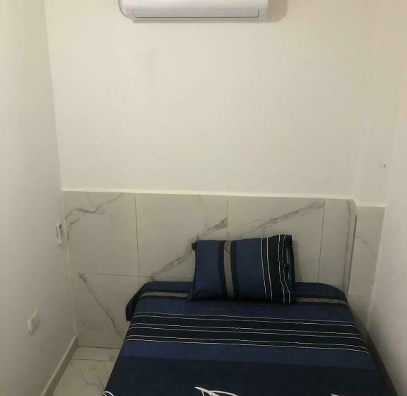 פנסיון Hostal El Bellettini