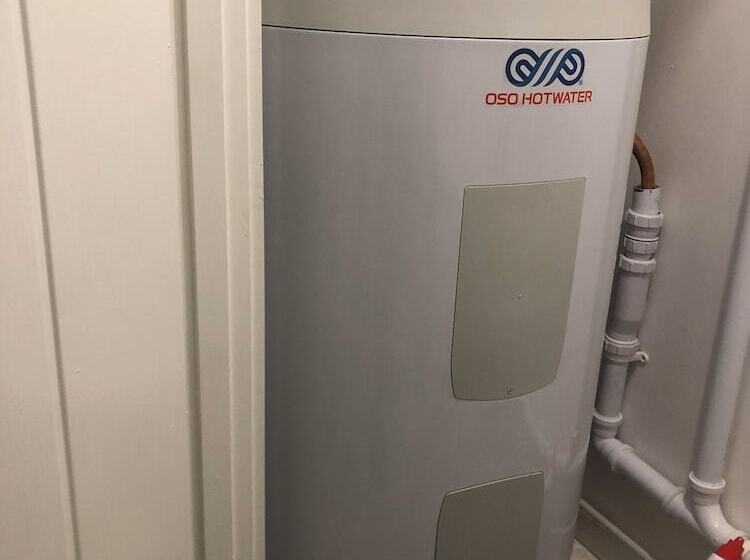 ペンション Modern House