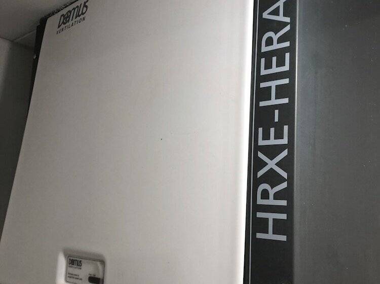 ペンション Modern House