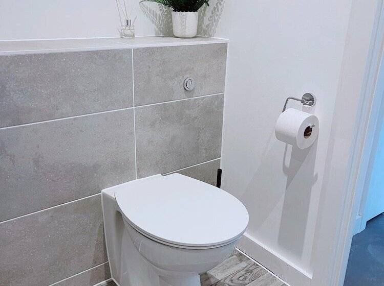 ペンション Modern House