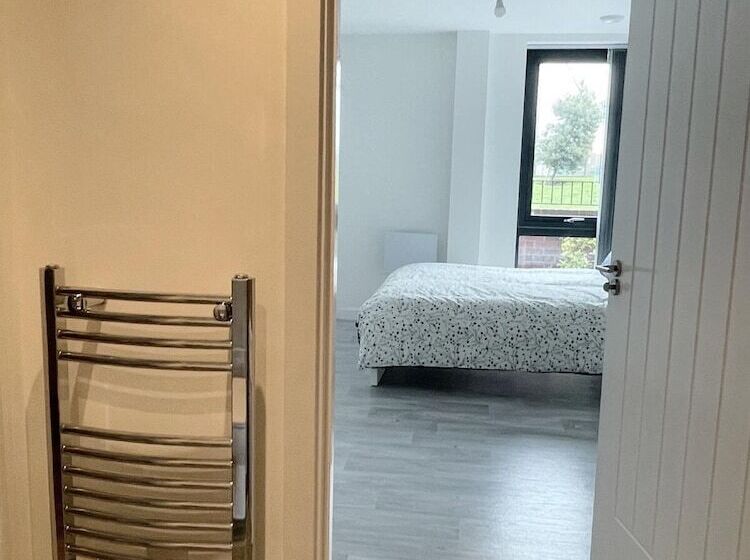 ペンション Modern House