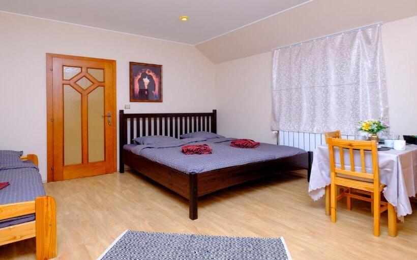 Pensjonat Vila24 Levice