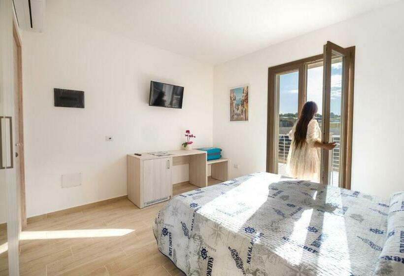 פנסיון Villa Solymar