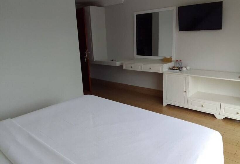 Курорт Scarlet Sails Villa