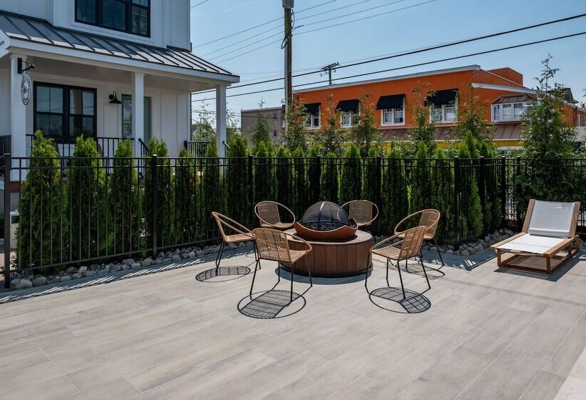 리조트 The Hen Houses