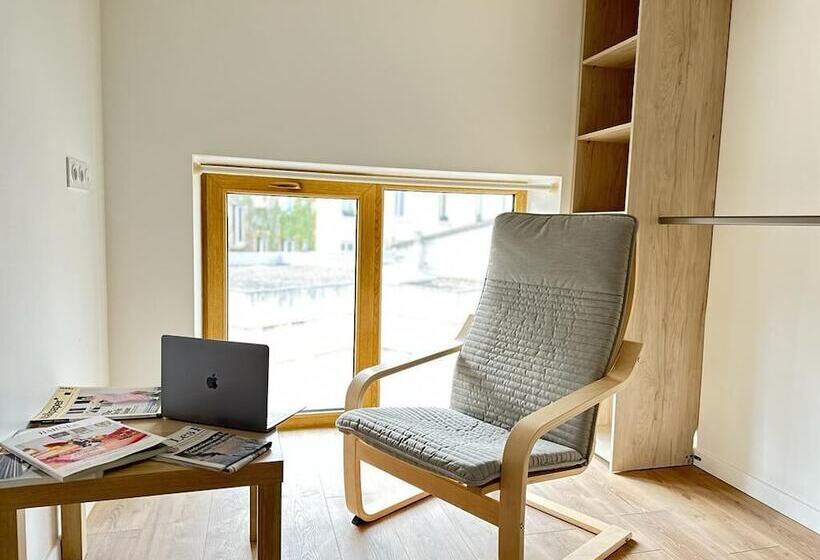 Silk & Suites City Center