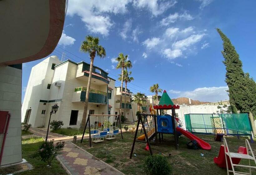 فندق صغير منتجع ليالي الحنين Layali Alhanin Resort