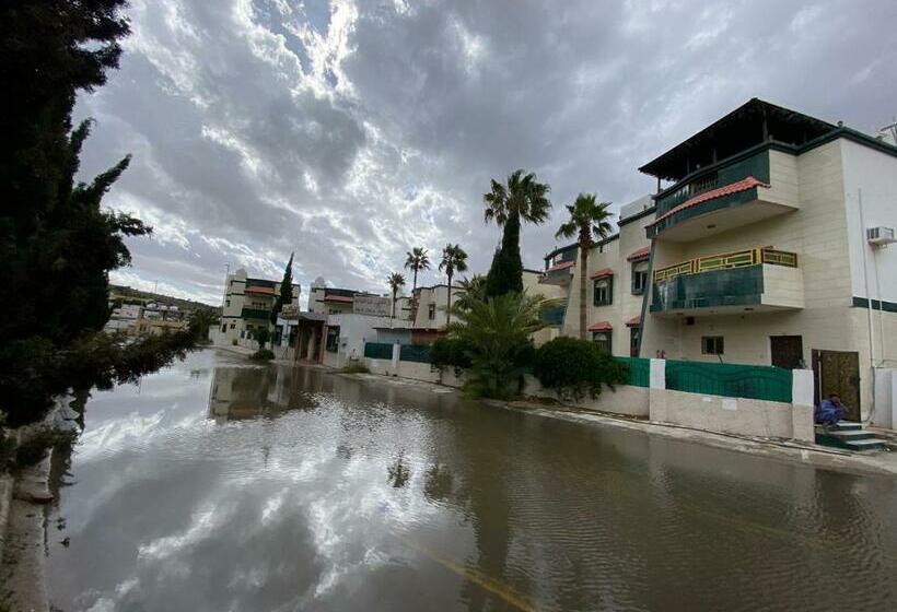 فندق صغير منتجع ليالي الحنين Layali Alhanin Resort