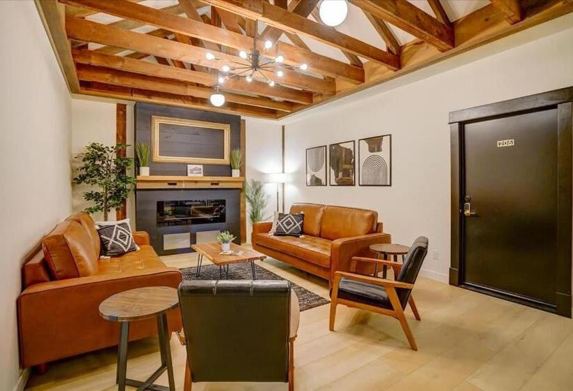 فندق صغير 202   Single Queen