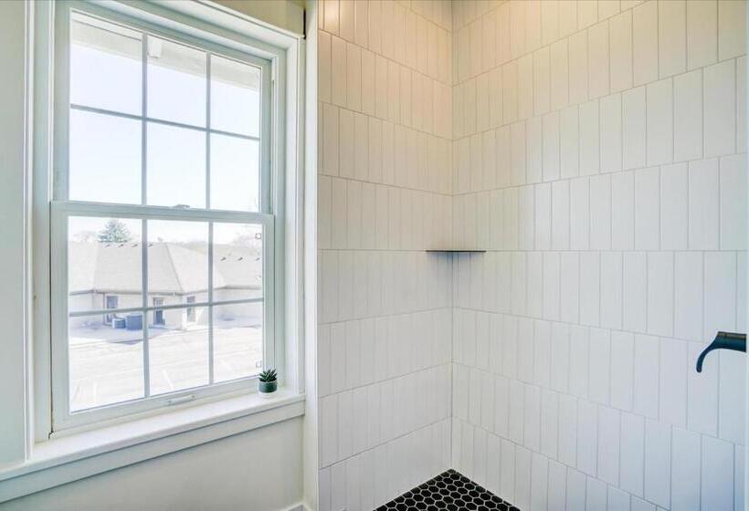 فندق صغير 202   Single Queen