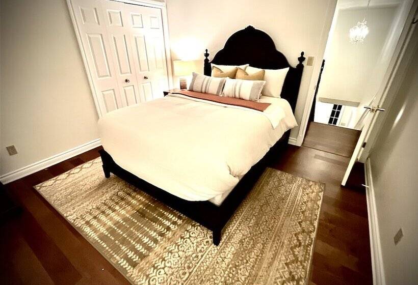 Bed and Breakfast Settlers Suites