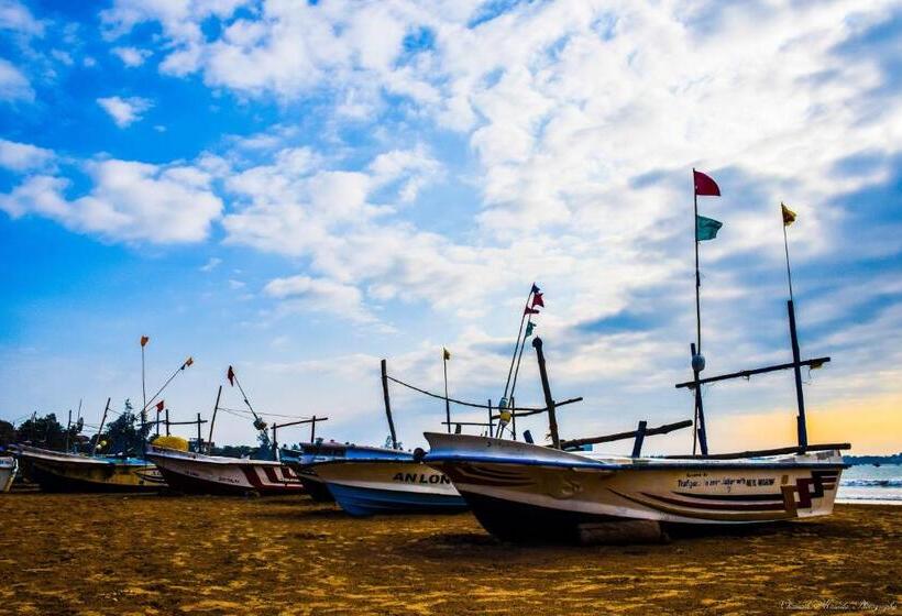 Chill River Villa   Villa With Scenic River Views