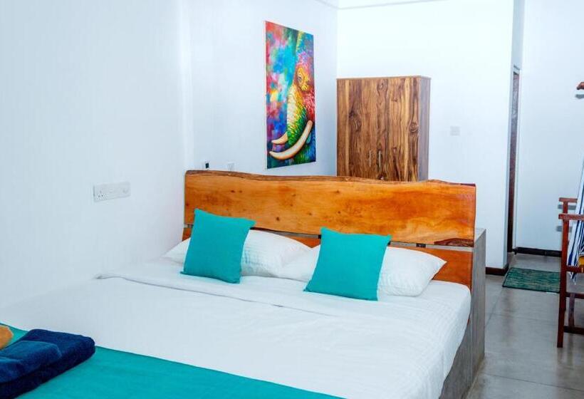 Chill River Villa   Villa With Scenic River Views