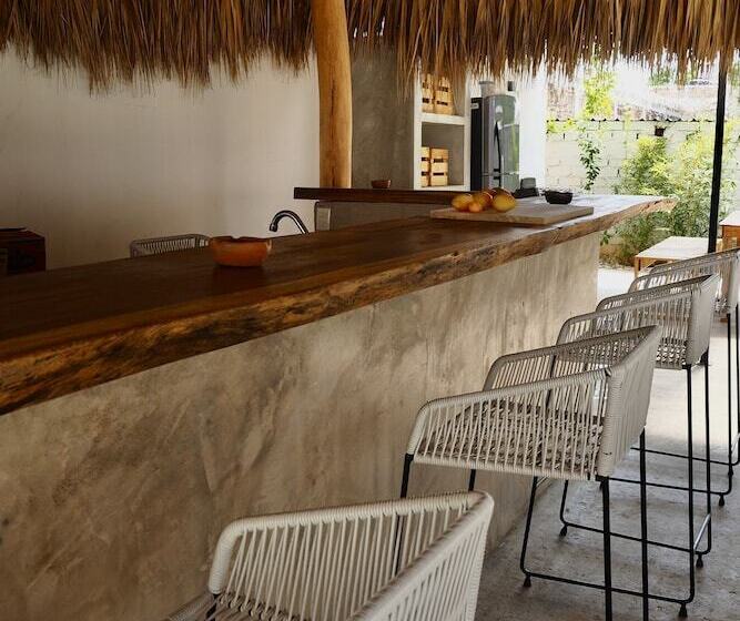 Colorada House   Hostel