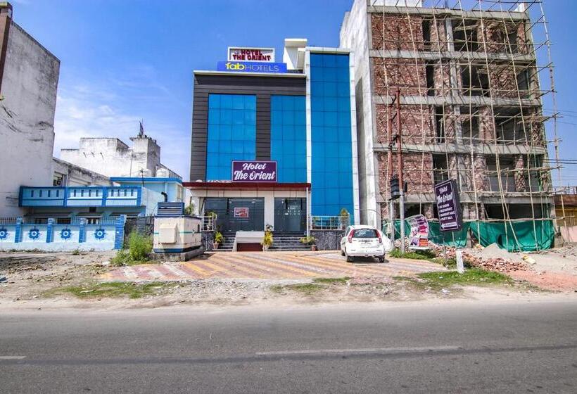 Fabhotel The Orient