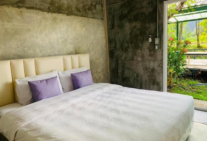 Hotel ปานีวิลล์ รีสอร์ต