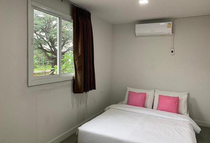 Hotel ปานีวิลล์ รีสอร์ต