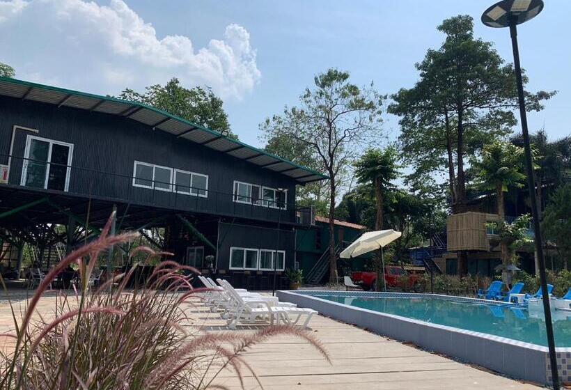 Hotel ปานีวิลล์ รีสอร์ต