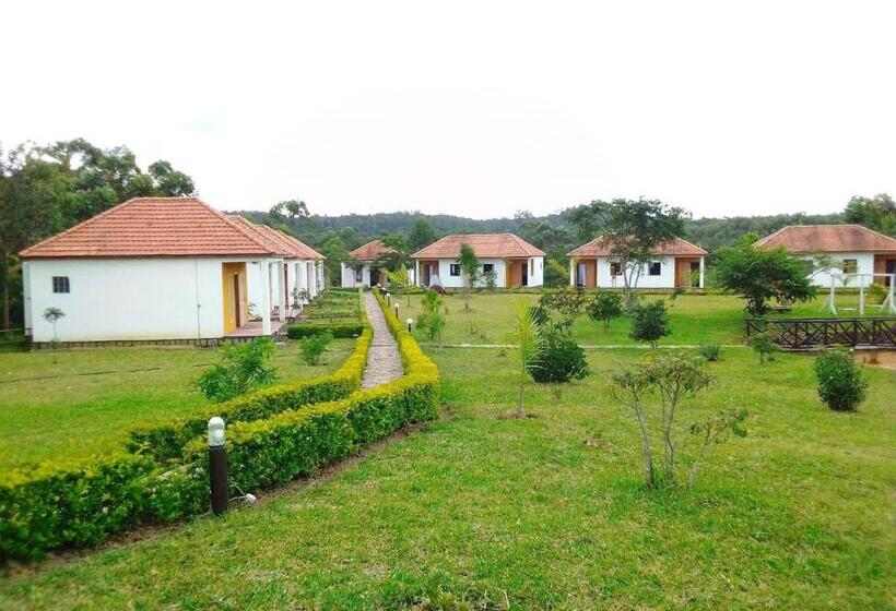 Hotell Andasibe Sifaka Lodge