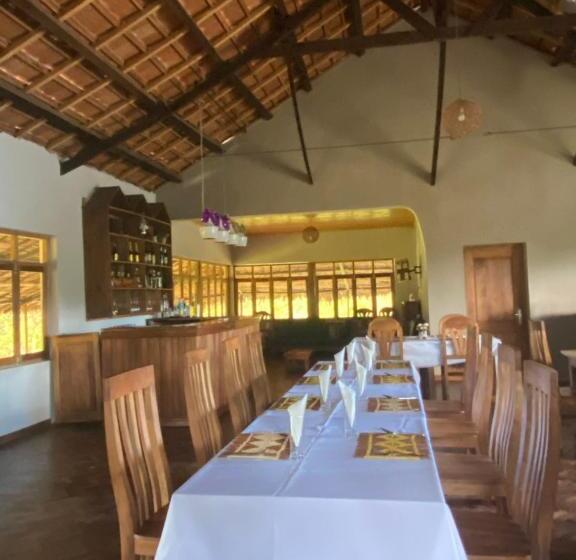 Hotell Andasibe Sifaka Lodge