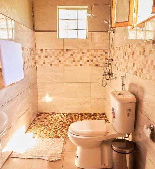 Hotell Andasibe Sifaka Lodge