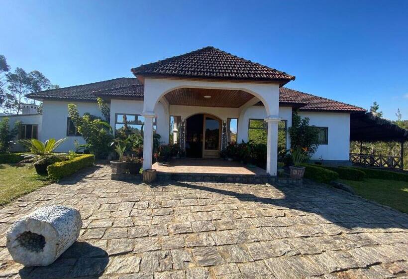 Hotell Andasibe Sifaka Lodge