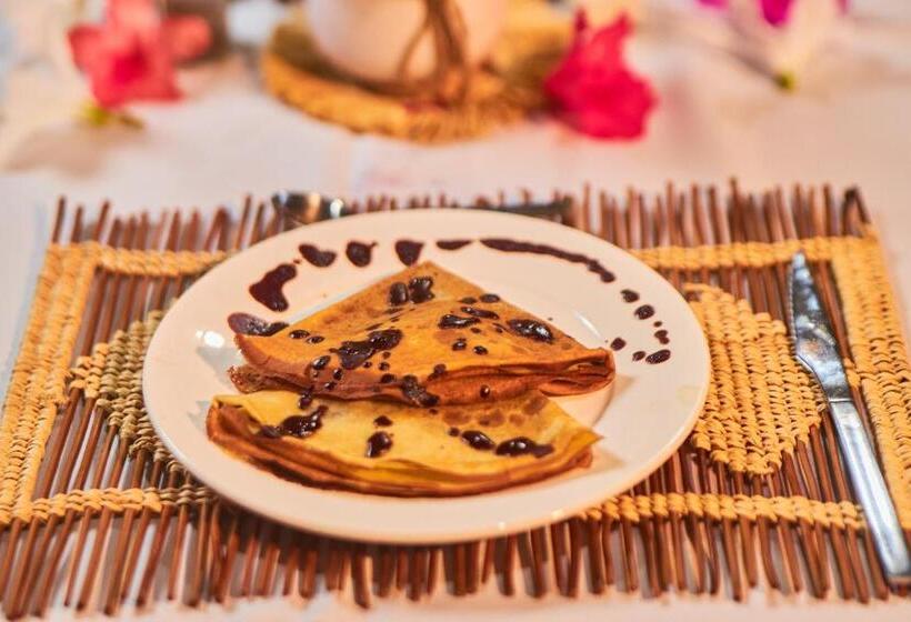 Hotell Andasibe Sifaka Lodge