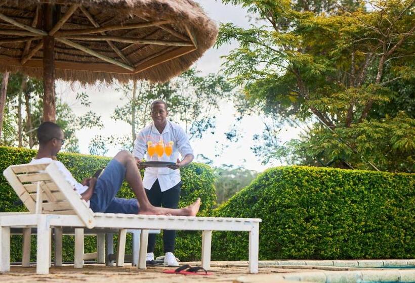 Hotell Andasibe Sifaka Lodge