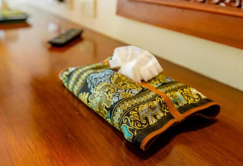 호텔 Ao Nang Bay Resort