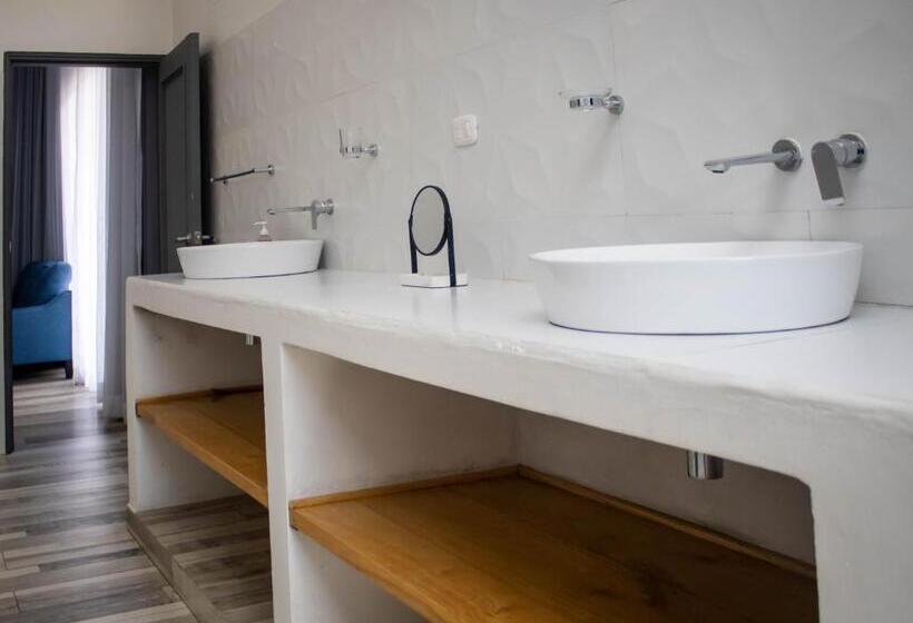 هتل Cocoview Valle De Angeles