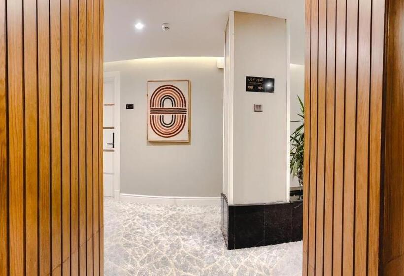 Отель Different